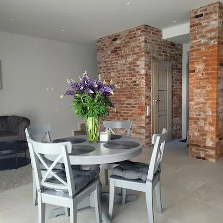 Kunni 1.0 Apartamento Palanga